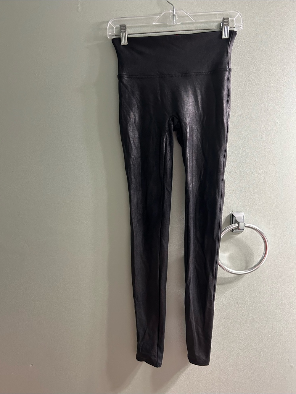 Spanx Faux Leather Leggings Tummy Control Contoured Waistband High Waist - Picture 5 of 8